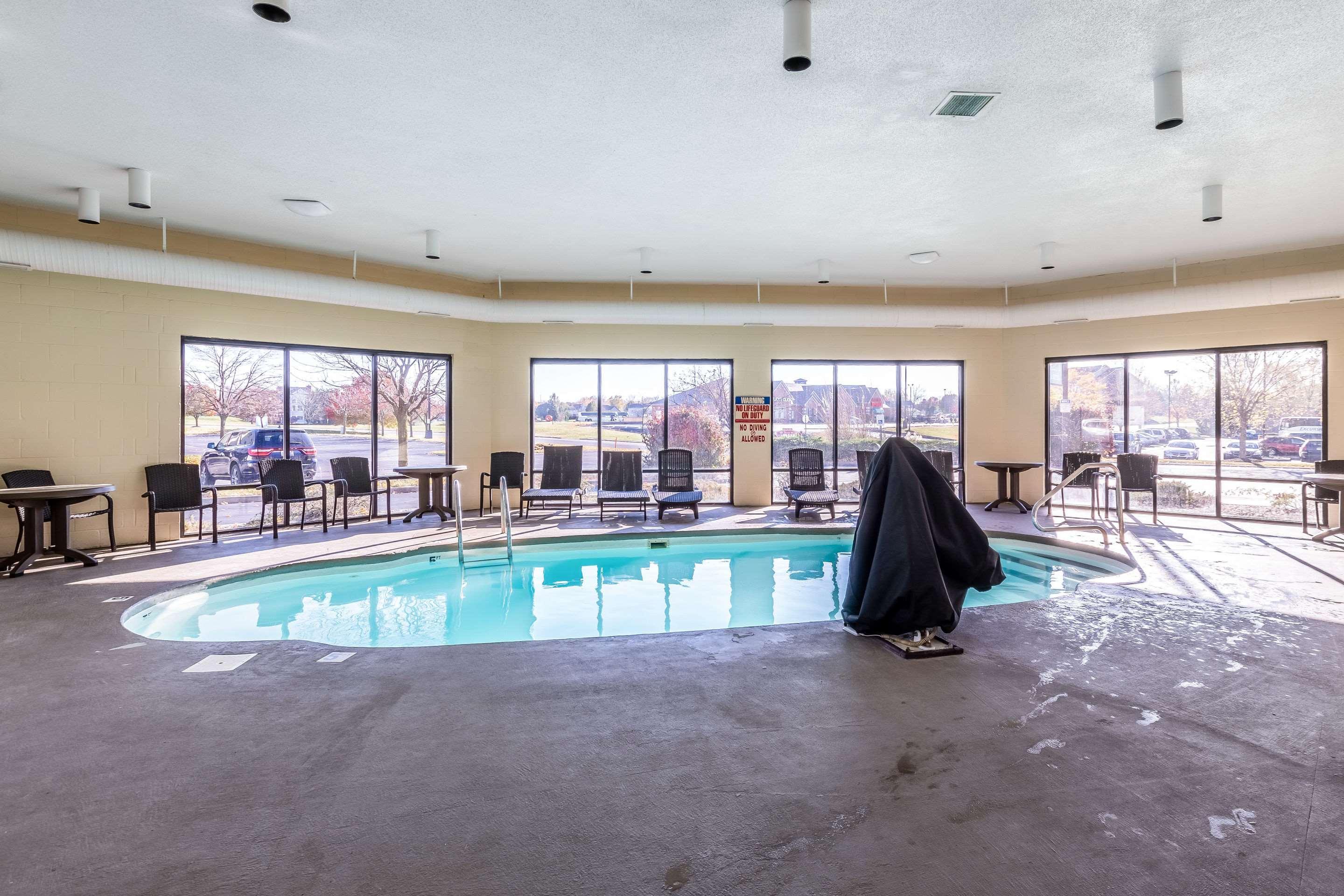 Quality Inn & Suites Southport Indianapolis Exteriér fotografie