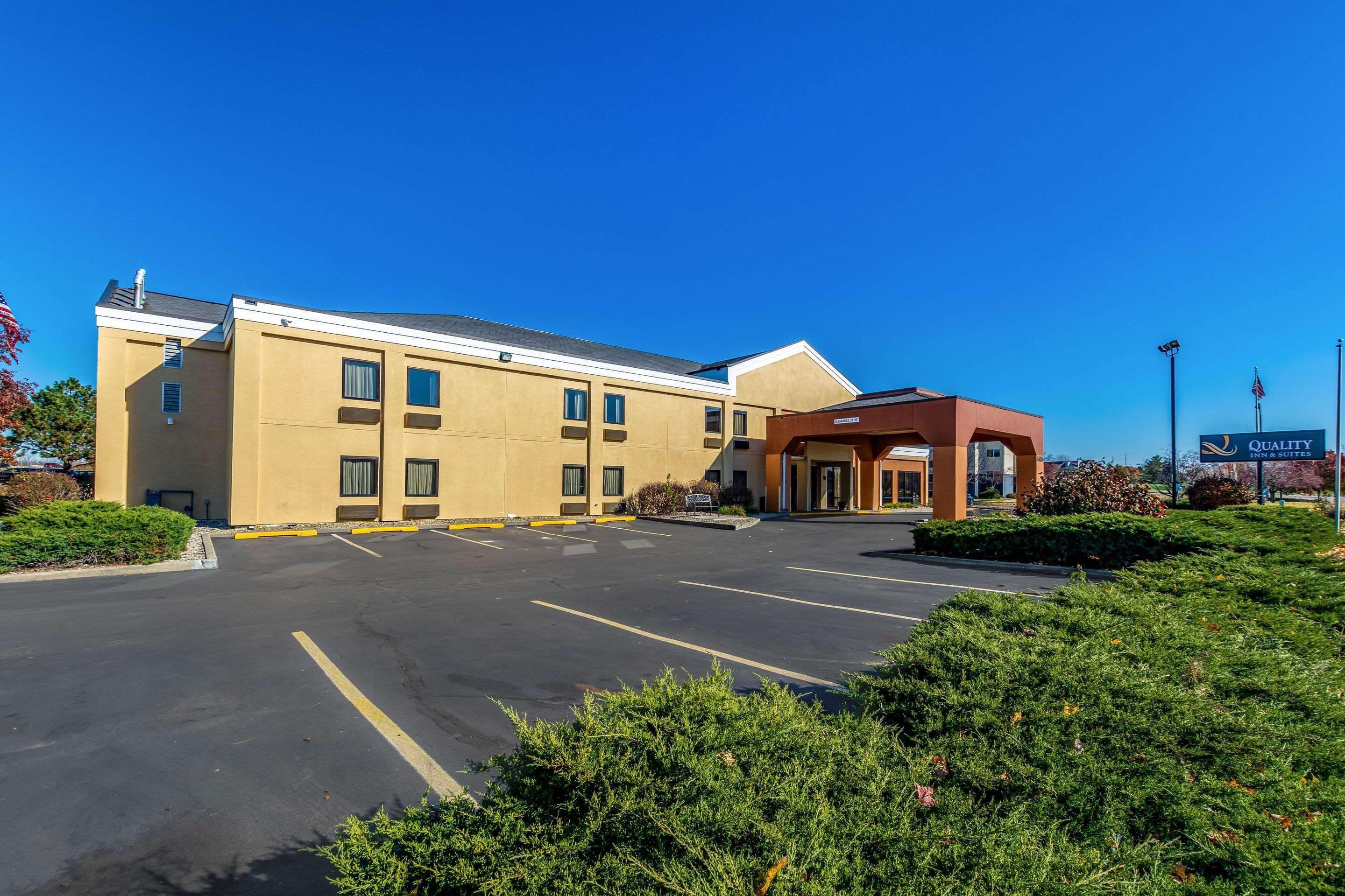 Quality Inn & Suites Southport Indianapolis Exteriér fotografie